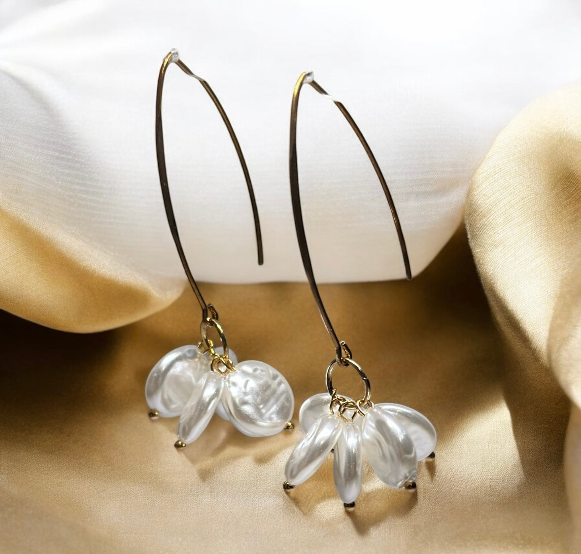 Pearl - Gold dangle earrings with freshwater pearl | pearl drop earrings | minimalist elegant earrings
