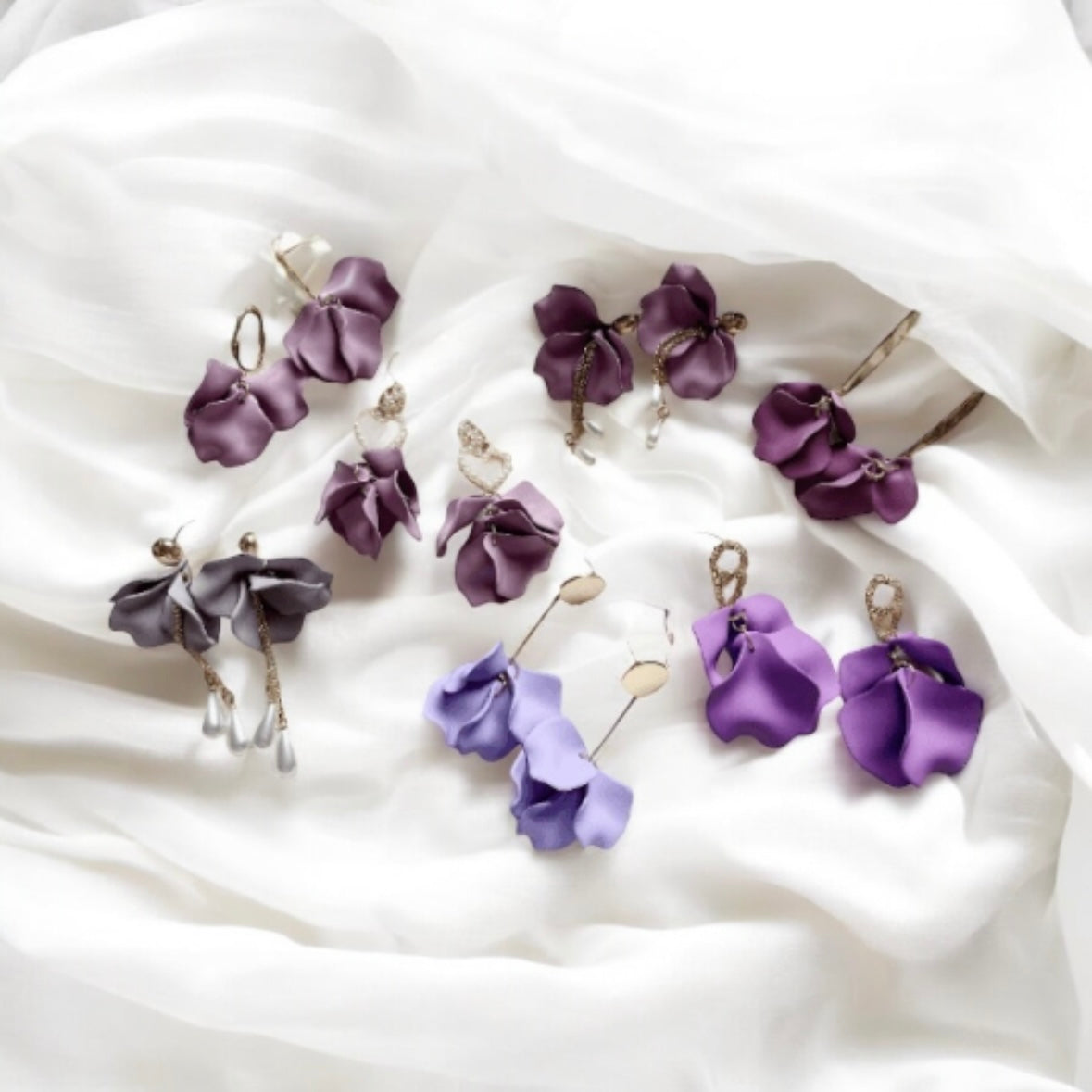 Purple - lilac flower earrings | dangle petals baroque earrings | unique golden bar geometric floral earrings | bridal party wedding earrings - TuttyKnitty