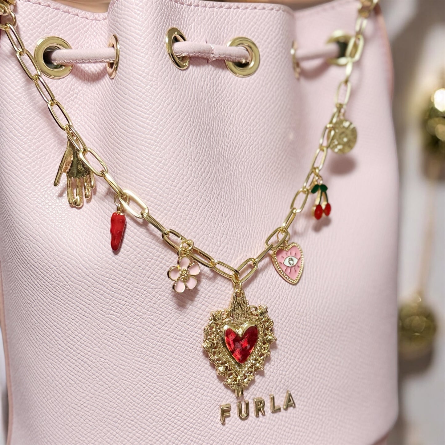 Red heart bag charm with sakura and cherry blossom | key chain | golden chain with golden buckle | y2k chain | bag lover gift