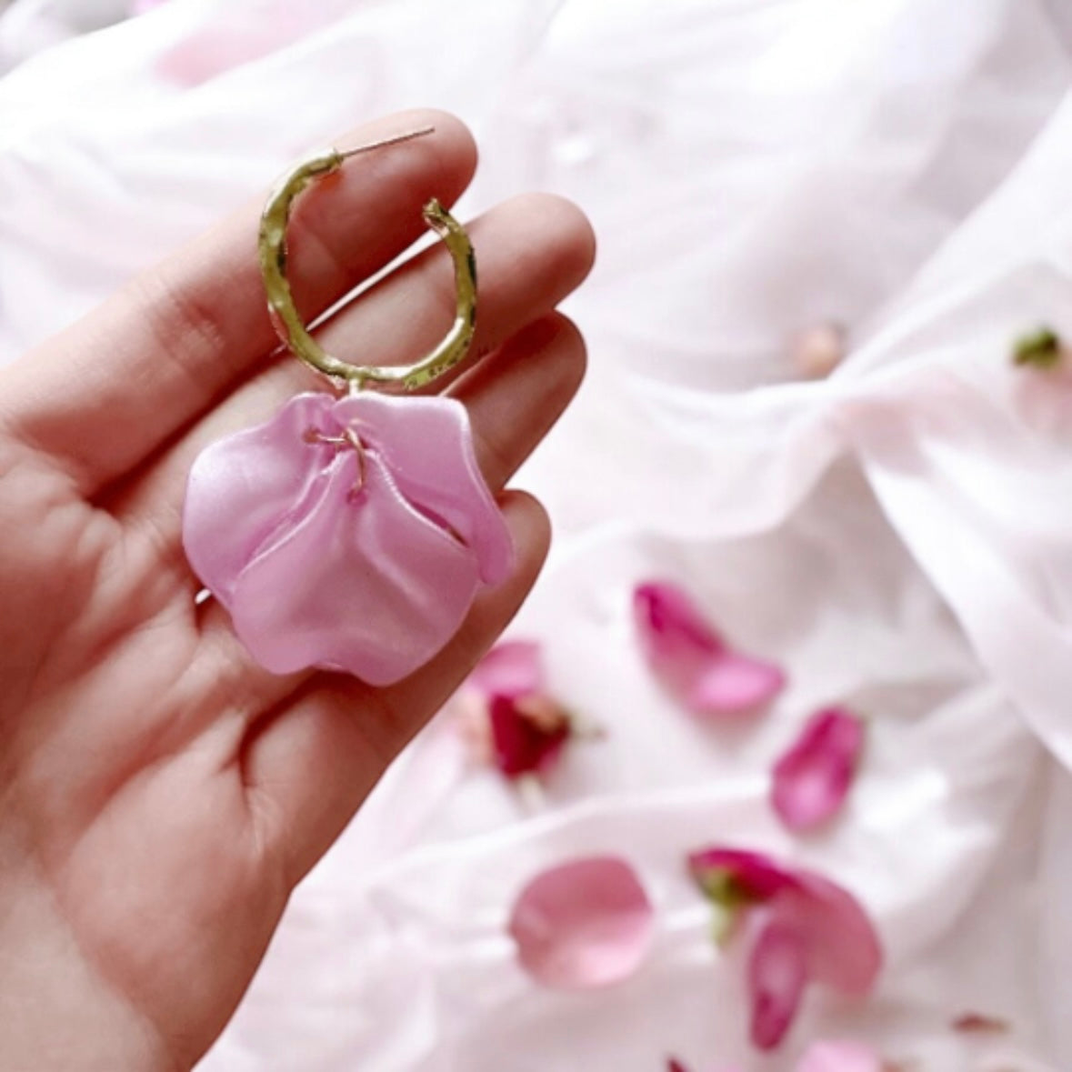 Pink - Sweet Pink dangly bridal earrings petals | shimmering pastel flower | golden geometric floral earrings | christmas - TuttyKnitty