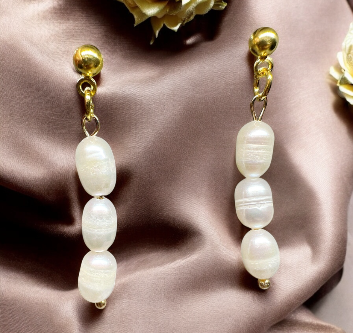 Pearl - Gold dangle earrings with freshwater pearl | pearl drop earrings | minimalist elegant earrings