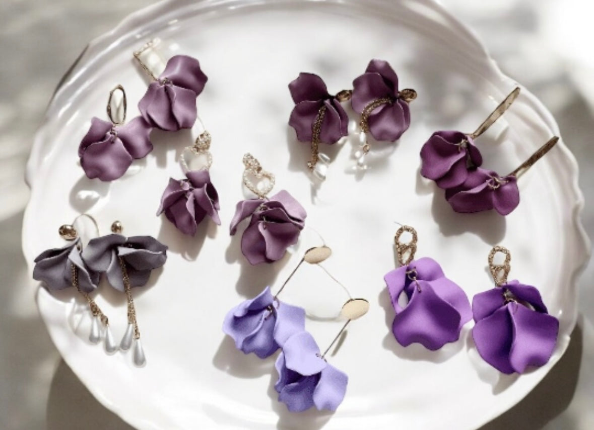 Purple - lilac flower earrings | dangle petals baroque earrings | unique golden bar geometric floral earrings | bridal party wedding earrings - TuttyKnitty