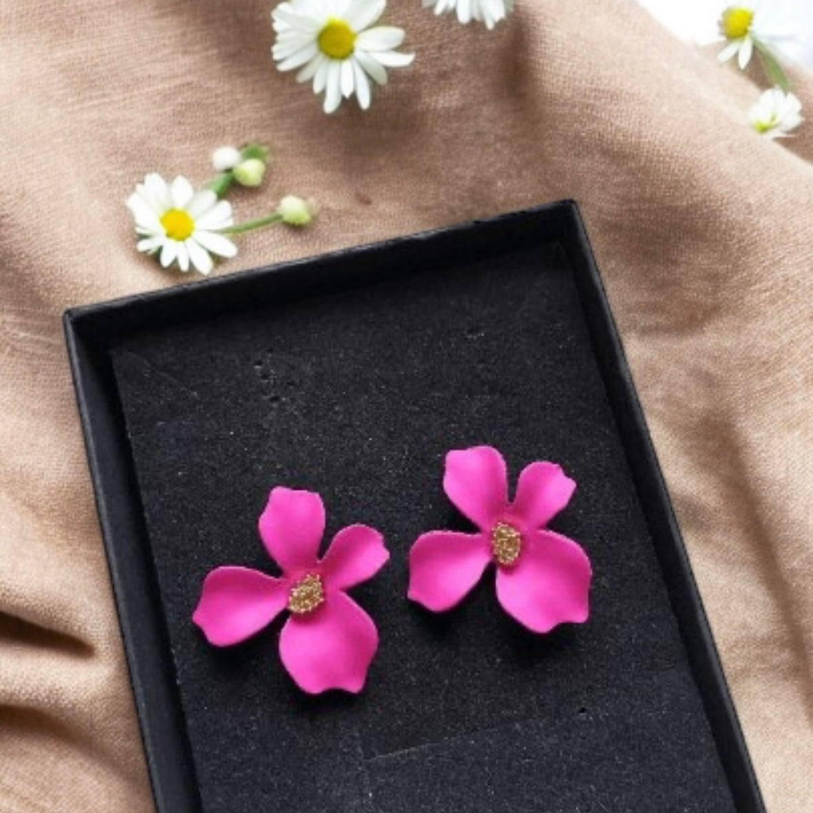 Minimalist - Colourful flower earrings stud earrings | petals earrings | cute stud earrings | spring floral oversize earrings