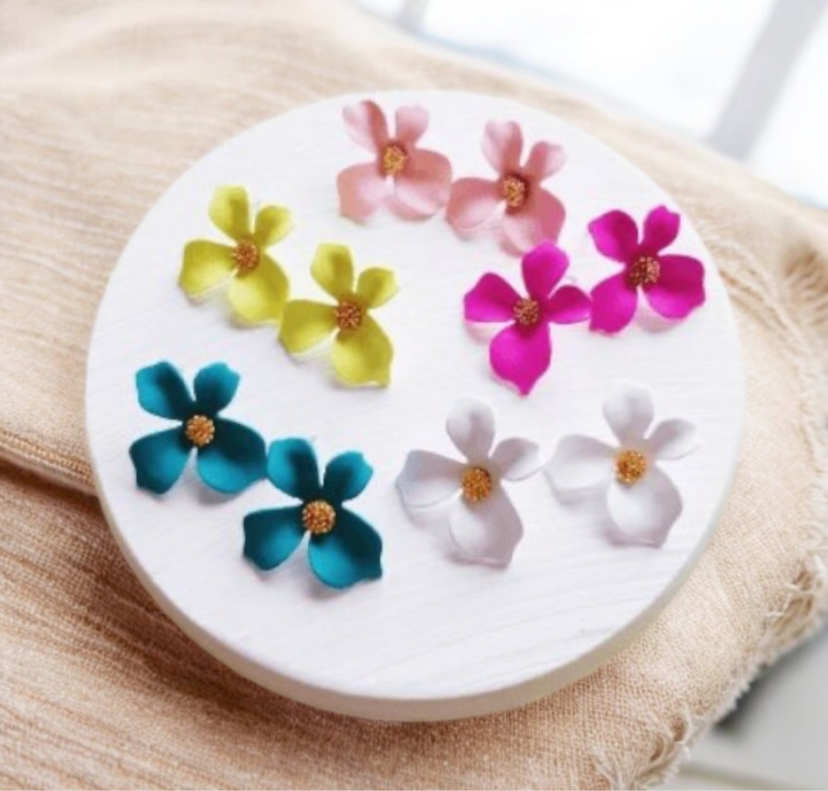 Minimalist - Colourful flower earrings stud earrings | petals earrings | cute stud earrings | spring floral oversize earrings