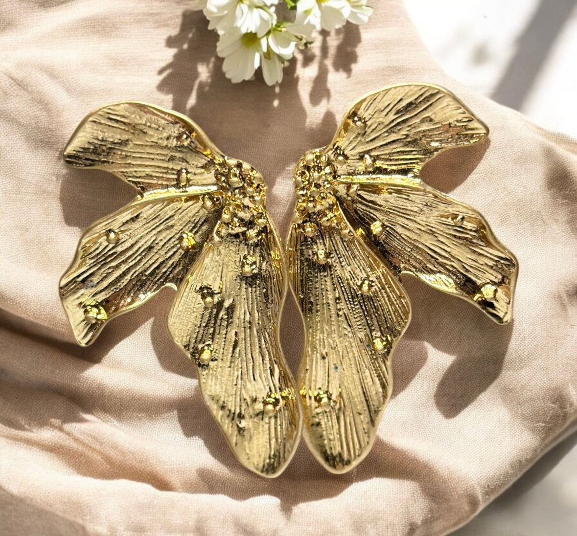 Floral - Blossom leaf Flower Gold statement earrings | dangly drop earrings | floral geometric earrings | Korean earrings