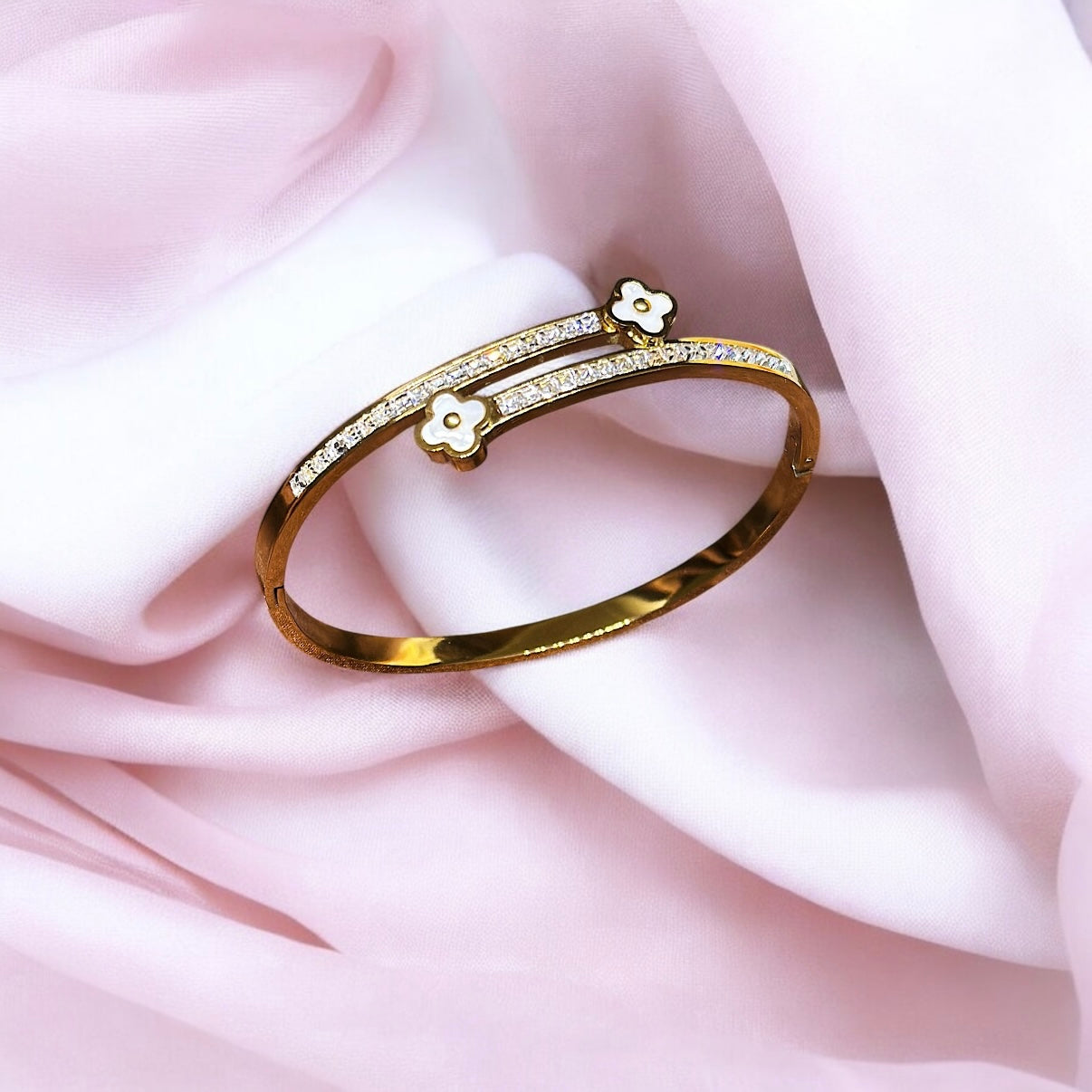 Gold bangle with clover| rhinestones embossed
