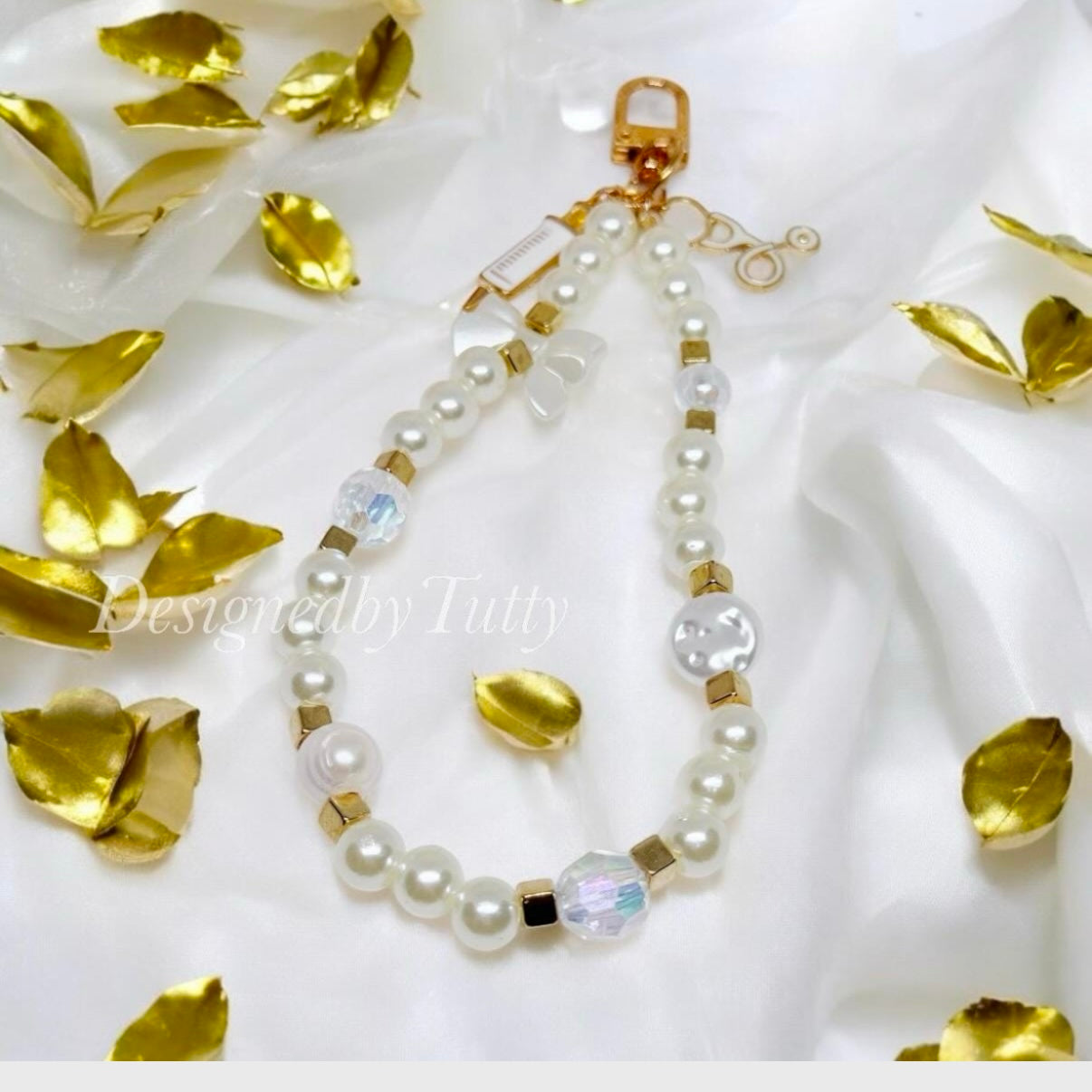 Syringe and stethoscope pearl chain decor | key chain with pearl| lanyard | y2k chain | bag lover gift | gradution gift | doctor nurses