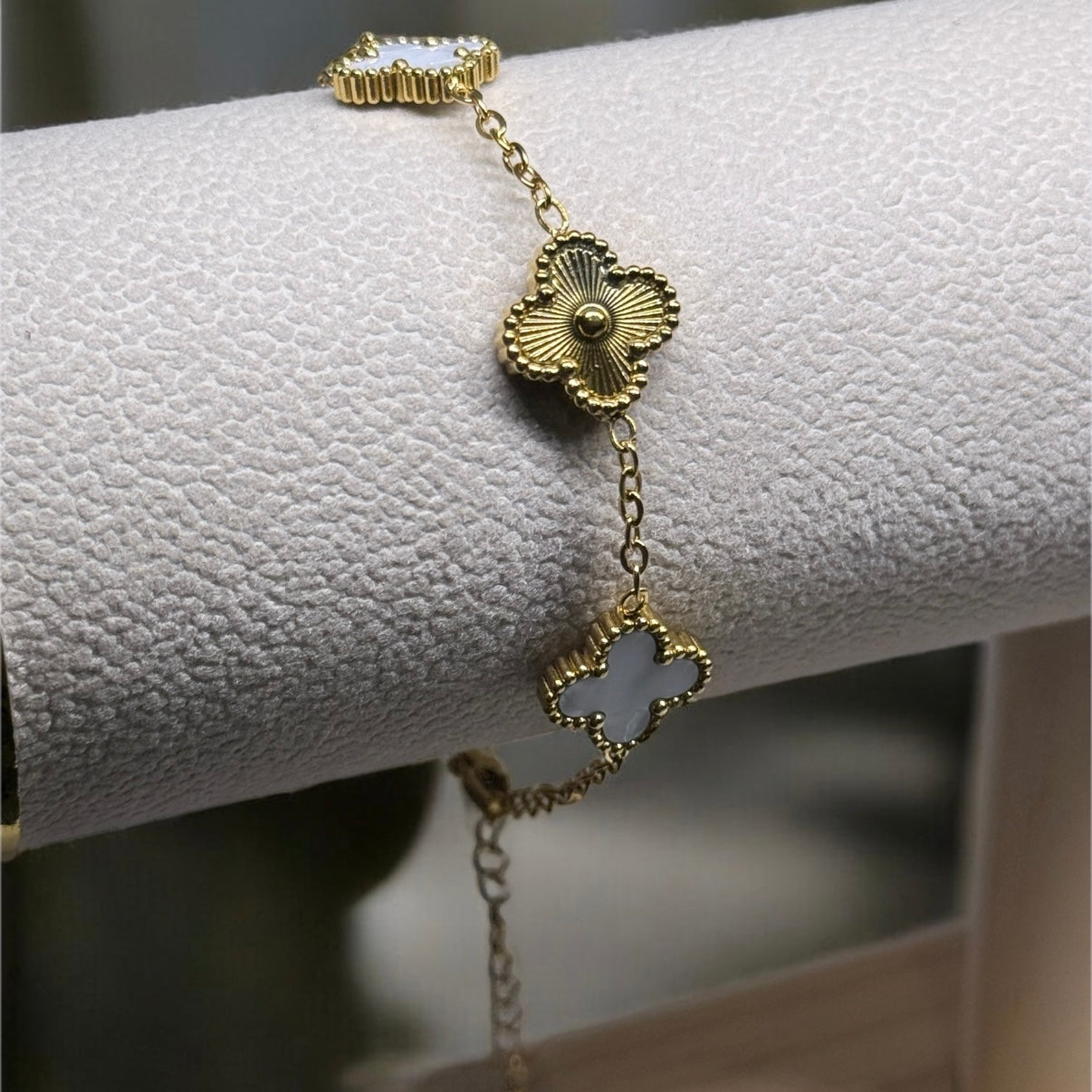 Golden bracelet with clover charm white and gold colour | stainless steel shinny decor bracelet