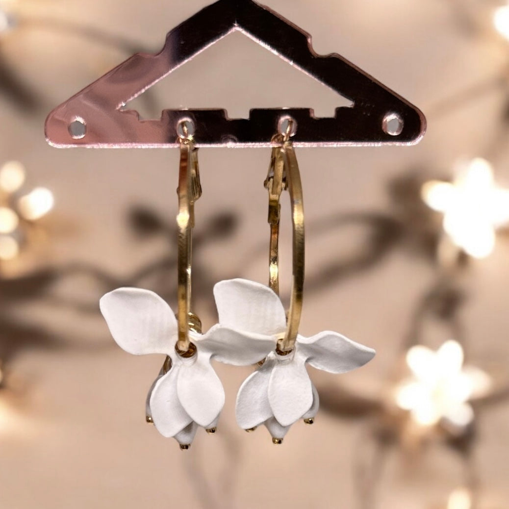 White - flower earrings | unique floral earrings | cute hoop earrings | spring floral earrings | bridal party wedding earrings
