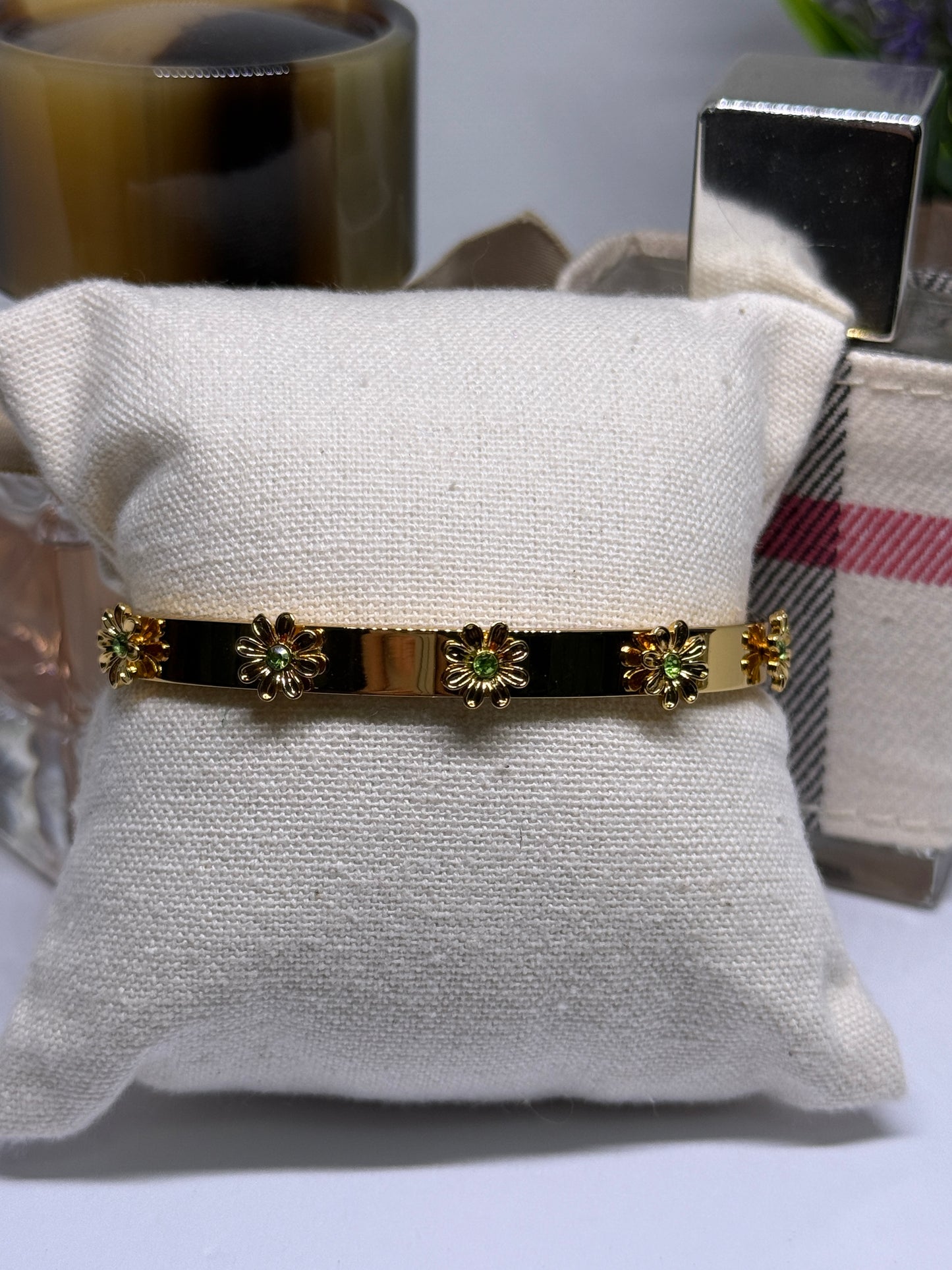 Gold bangles with flower pattern | rhinestones embossed | shinny bangle