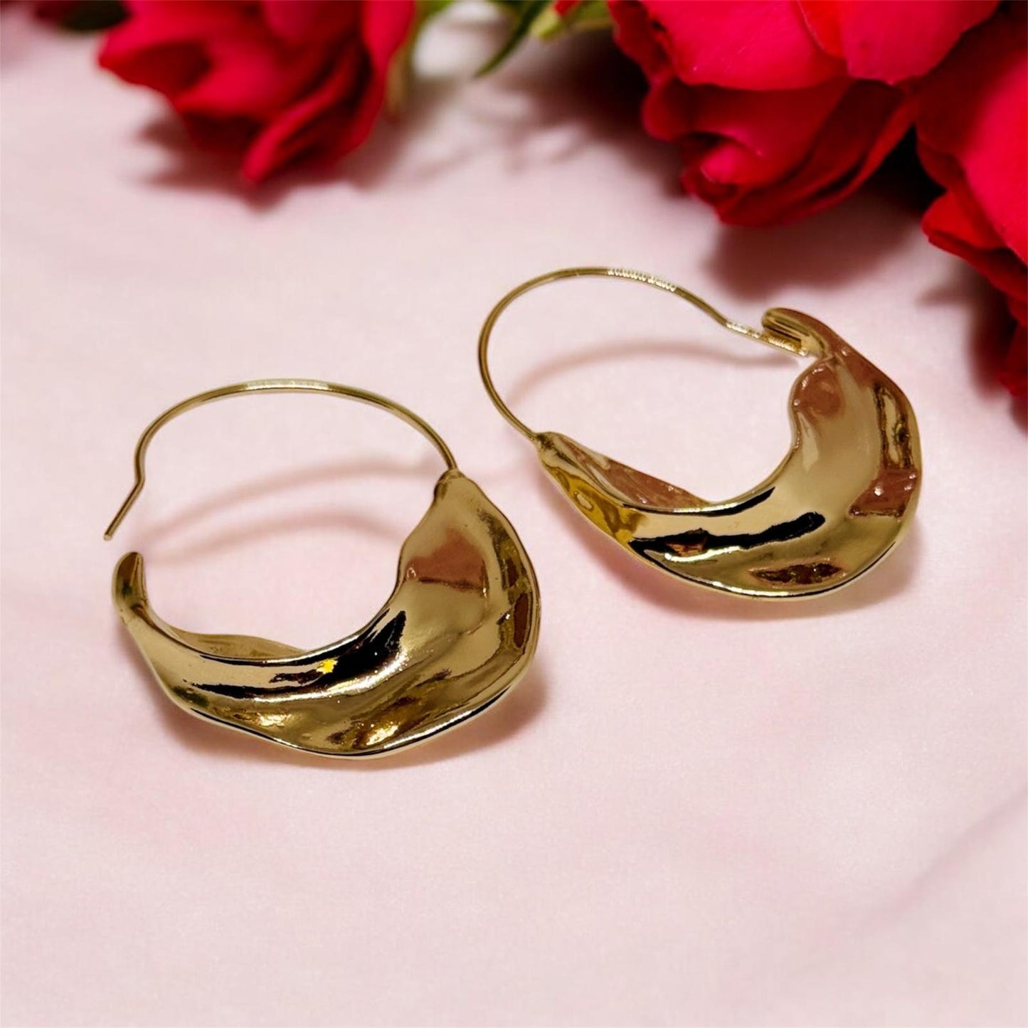Gold or silver irregular shaped earrings| metal geometric earrings | gold art abstract statement stud earrings | open hoop O twisted earring