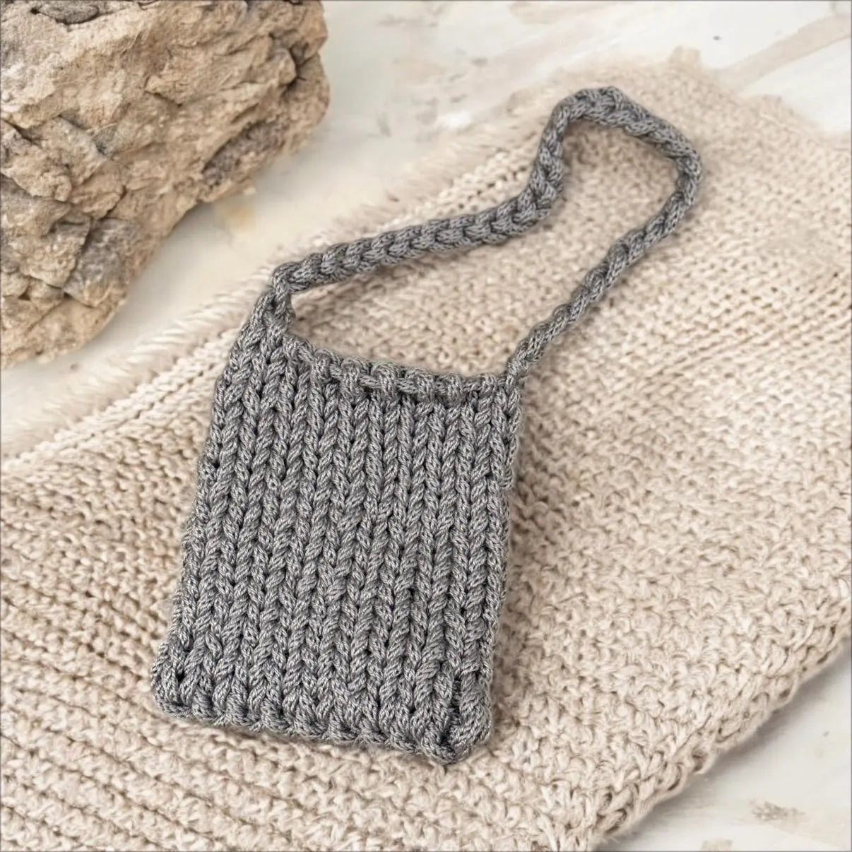 Hand knit Chunky Mini bag | handmade yarn bag | heavy duty i-cord bag | beach bag casual bag phone bag mini purse swing bag hand held y2k | 2 way swing bag in silver grey