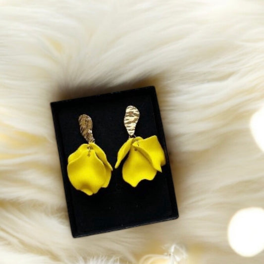 Bright yellow flower earrings | matte petals earrings | golden floral unique statement earrings| bridal party wedding earrings