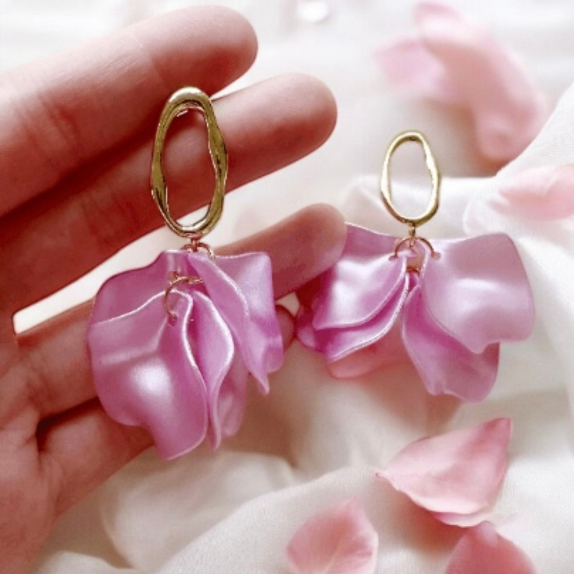 Sweet Pink dangly bridal earrings petals | shimmering pastel flower | golden geometric floral earrings | christmas