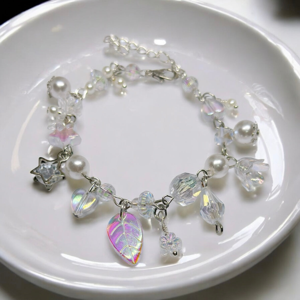 Clear iridescent bracelet with flower and leaf beads | colourful glitter bracelet | y2k 90s style