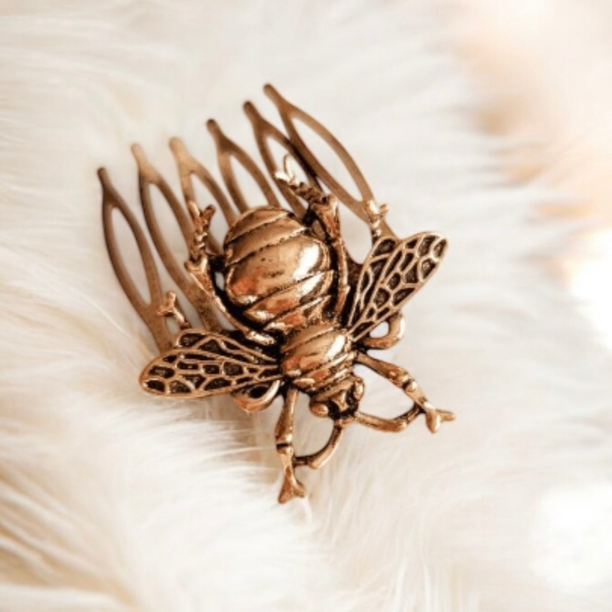 Vintage style brass Gold or Silver hair comb with honey bee| korean hair accessories | Bridal hair mini comb | Goddess headpiece