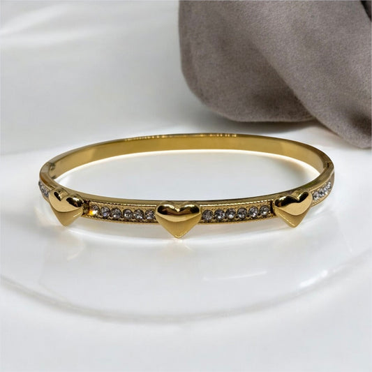 Gold bangle with heart | rhinestones embossed