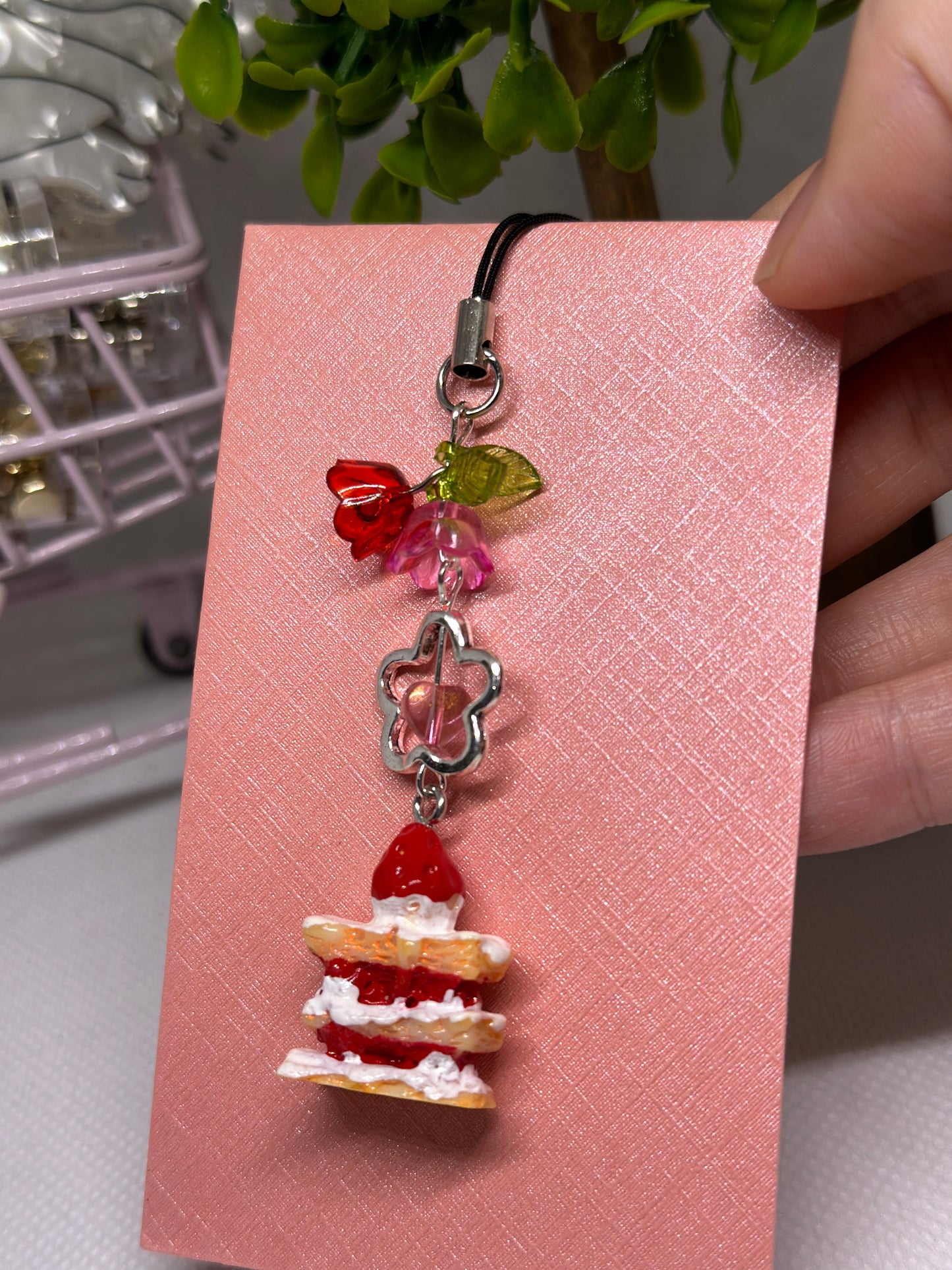 Phone charm | strawberry cake