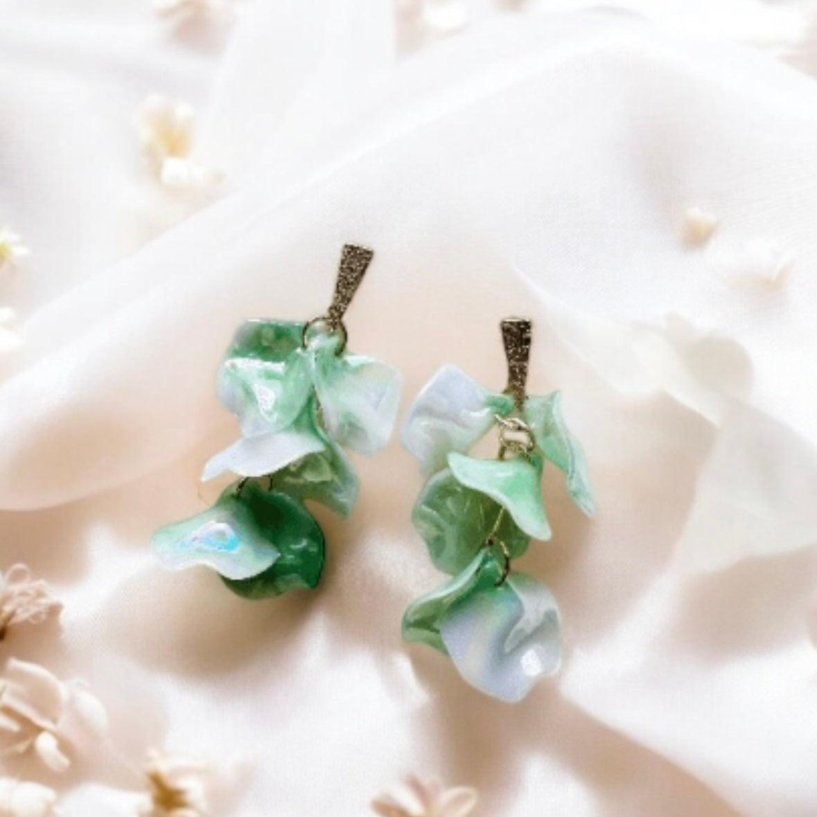 Light green shinny flower earrings | pearlescent petals | bridal party wedding earrings | golden geometric floral earrings