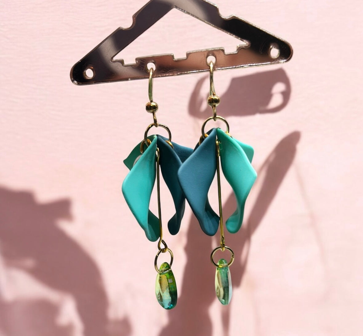 Turquoise green flower earrings | dangle petals floral earrings | bridal party wedding earring