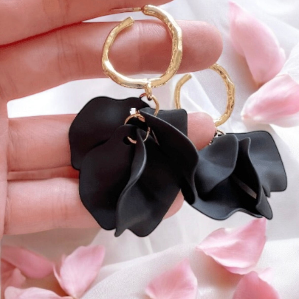 Pure black flower earrings | unique dangle petals earrings | golden baroque floral earrings | bridal party wedding earrings