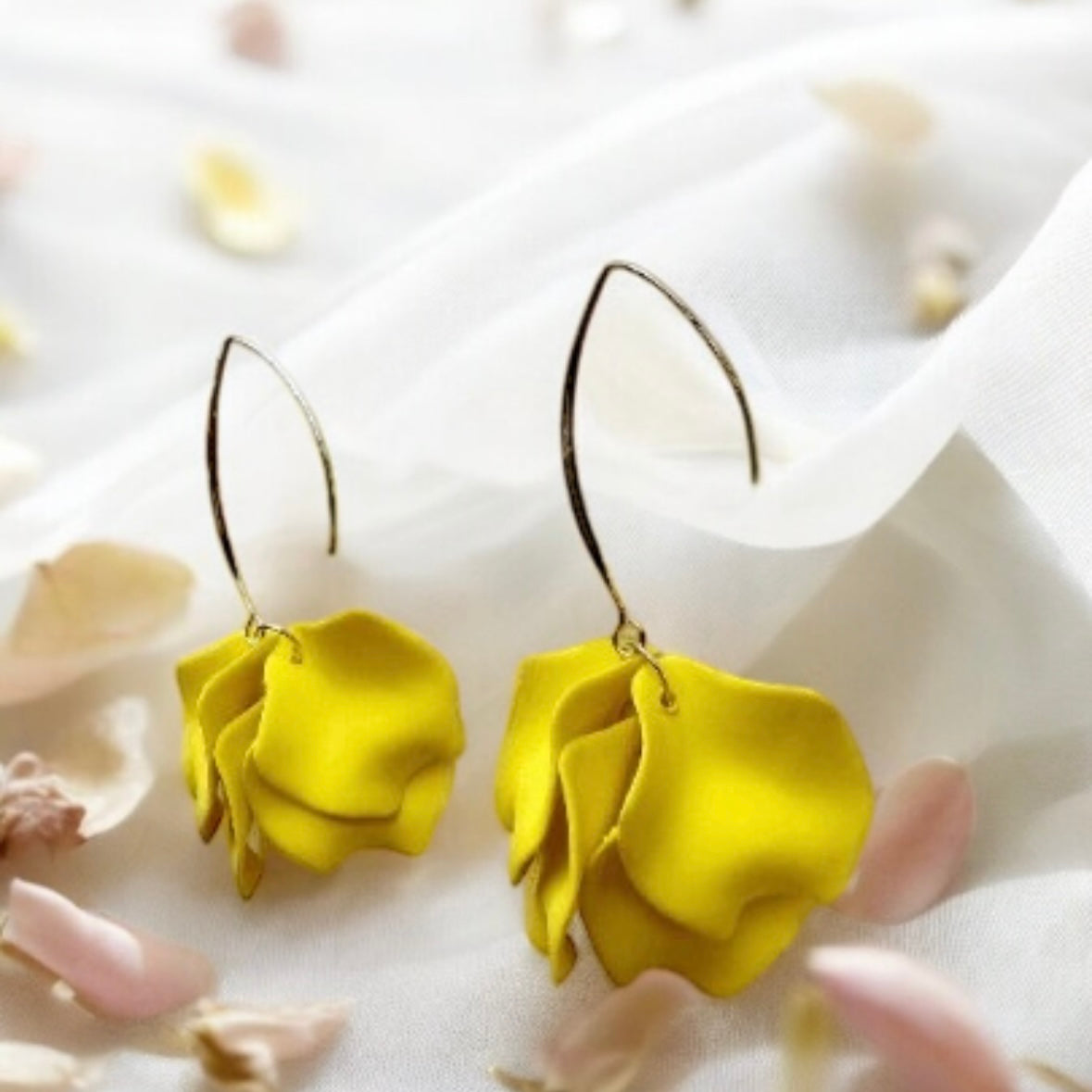 Bright yellow flower earrings | dangle petals statement earrings | unique golden bar floral earrings | bridal party wedding earrings