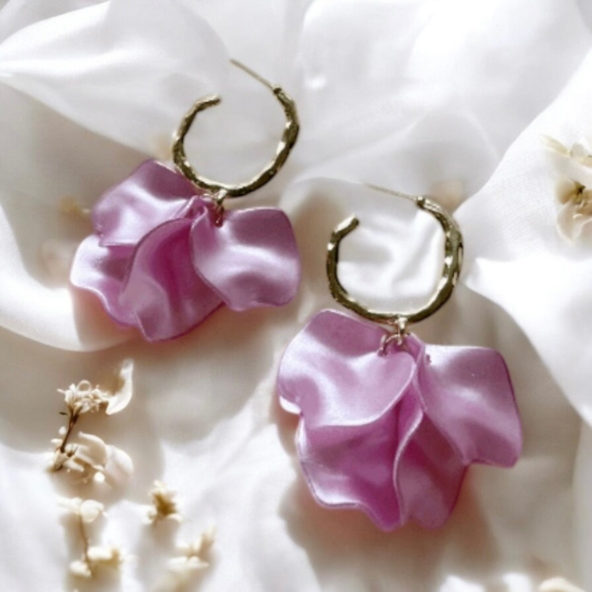 Sweet Pink dangly bridal earrings petals | shimmering pastel flower | golden geometric floral earrings | christmas