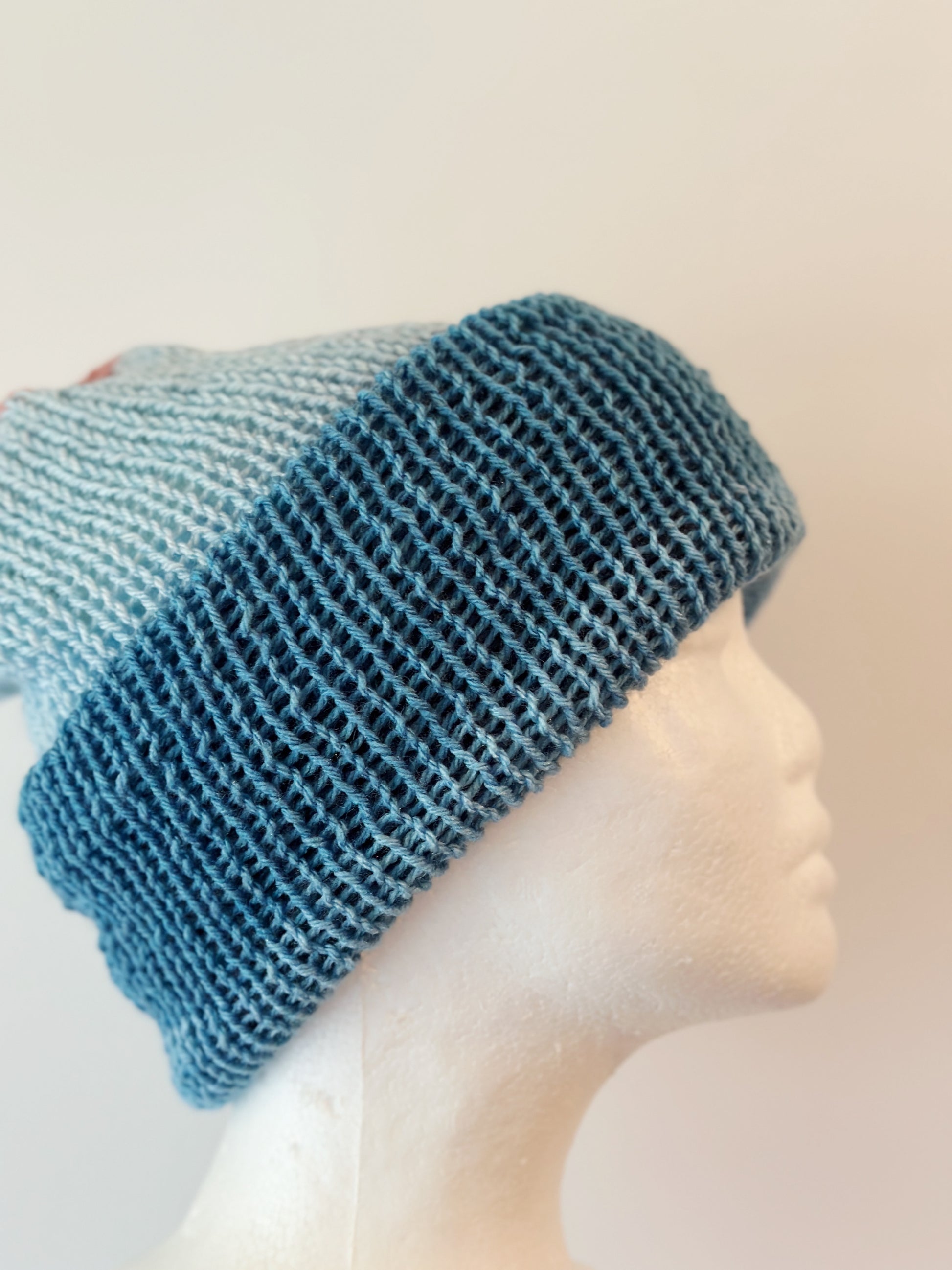 Knitted beanie in blue pink mix | Winter knitted double layered hat | autumn style | cozy winter hat| men or women - TuttyKnitty