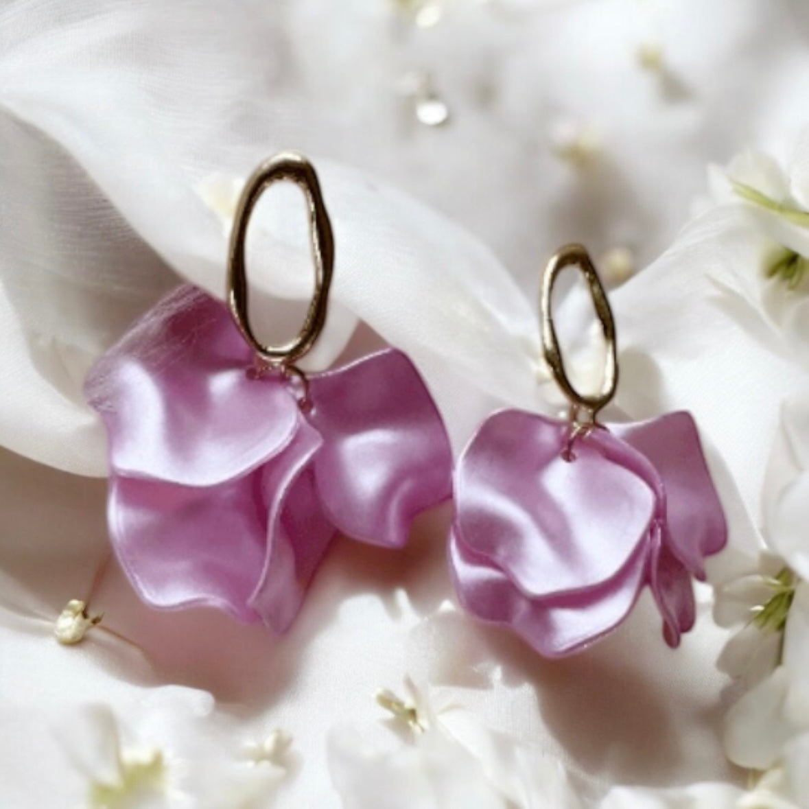 Sweet Pink dangly bridal earrings petals | shimmering pastel flower | golden geometric floral earrings | christmas