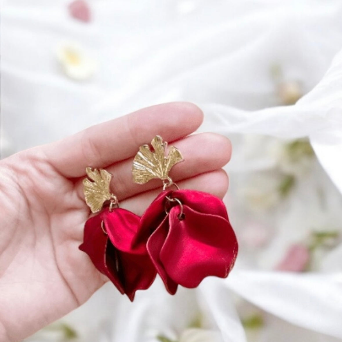 Hot red iridescent flower earrings | dangle petals baroque earrings | unique golden floral earrings | bridal party wedding earrings