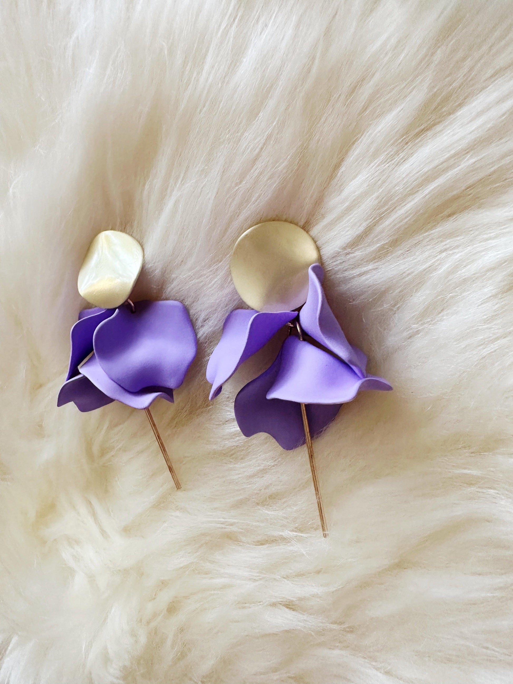 Lilac purple flower earrings |dangly earrings | matte petals colour statement earrings | unique gold geometric floral earrings - TuttyKnitty