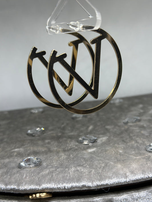 Golden Letter V hoops