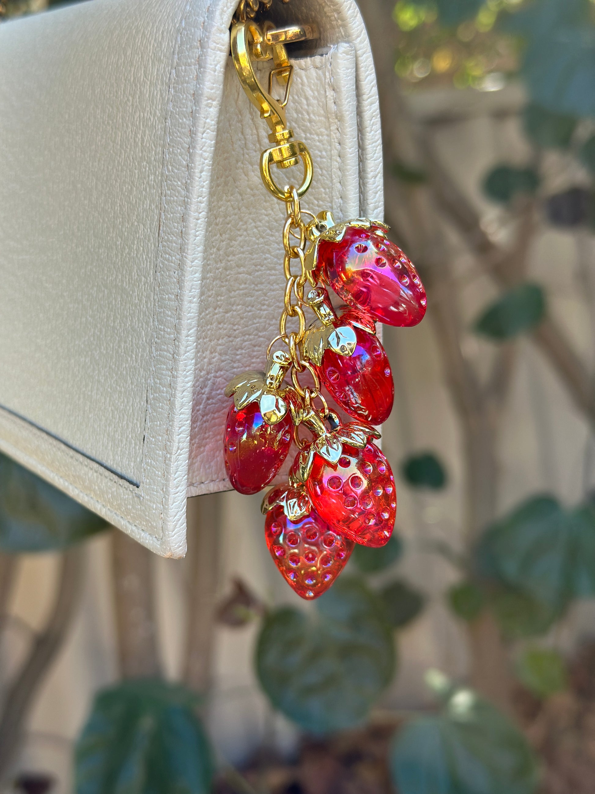 Strawberry bag charm | key chain | golden chain with heart bucket | y2k chain | bag lover gift | lux keychain - TuttyKnitty