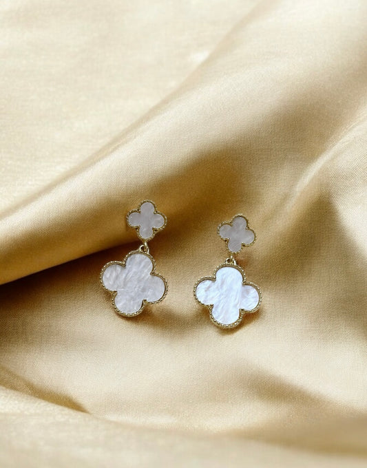 Golden clover earrings with colourful stone | aesthetic | elegant earrings