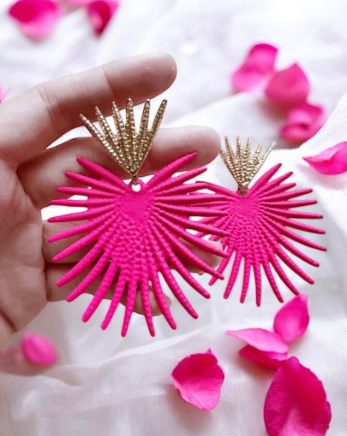 Starburst Flower petal spiky leaf Gold statement earrings | dangly drop earrings | oversize floral geometric earrings | Korean earrings