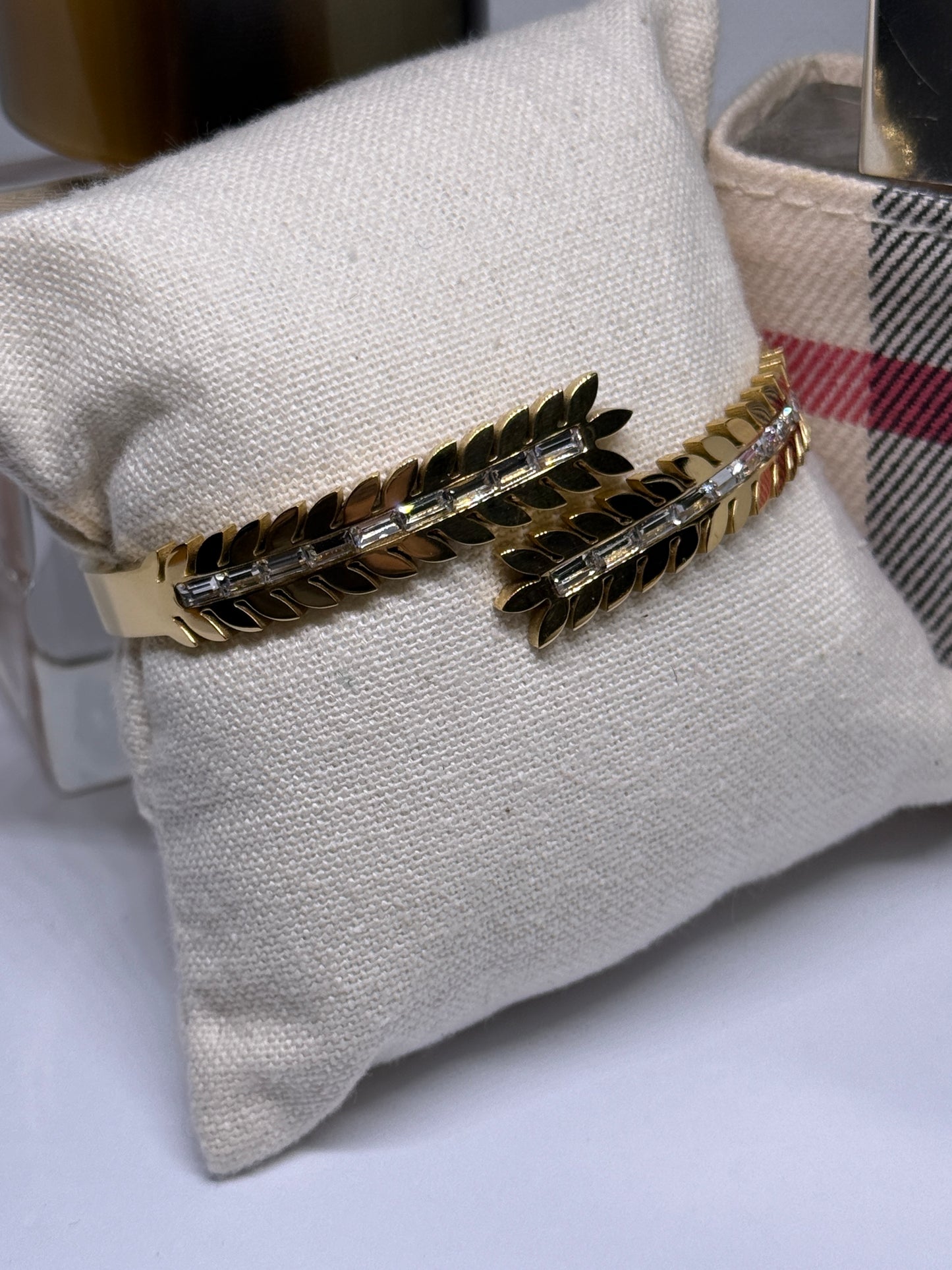 Gold bangles with leaf pattern | rhinestones embossed | shinny bangle