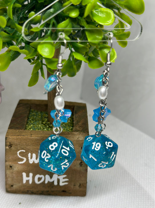 Dice earrings in blue