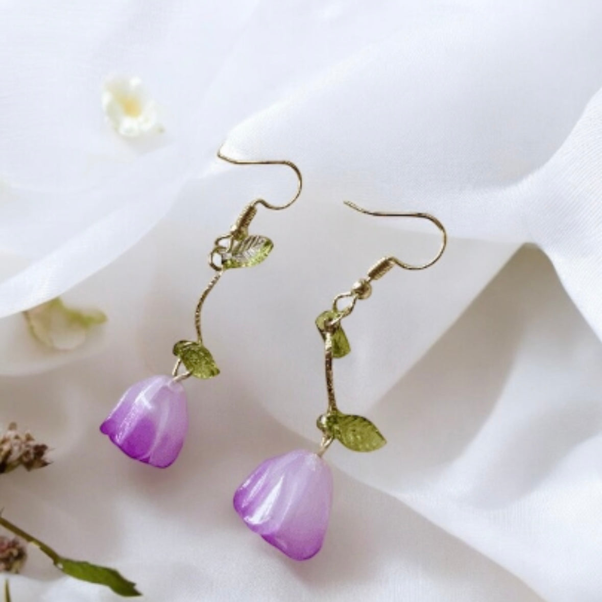 Sweet purple roses earrings |Kawaii cute fun chain earrings | korean art colourful dangle earrings | buttefly flower crystal clear beads