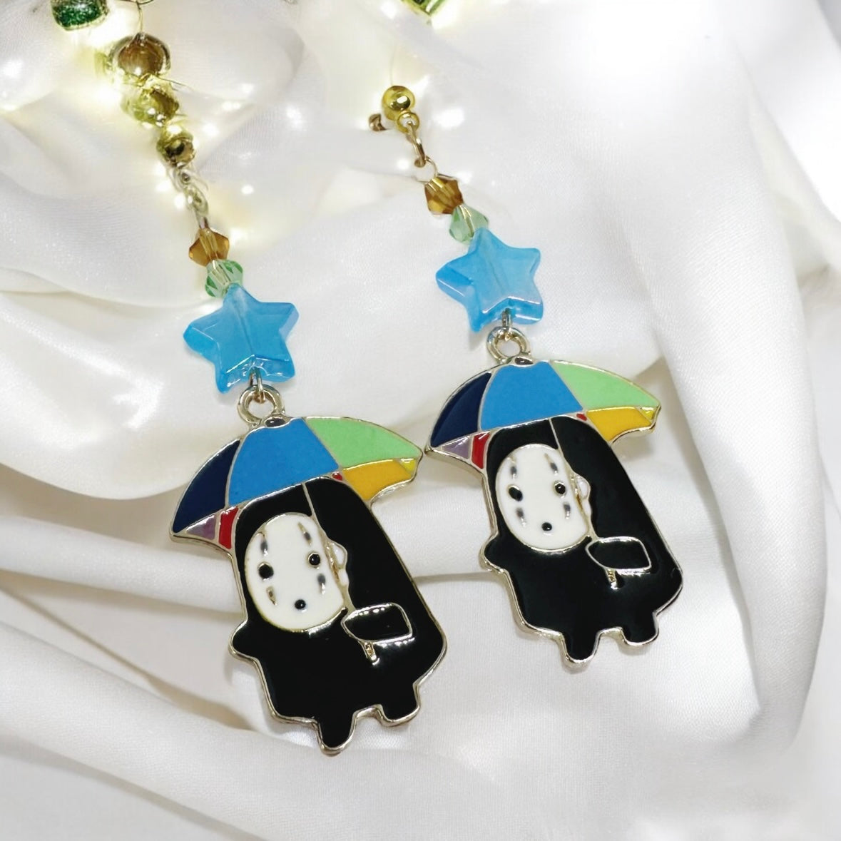 No face man earrings carry umbrella | japanese anime dangle earrings | oriental decor drop earrings| cute kawaii | howl’s earrings