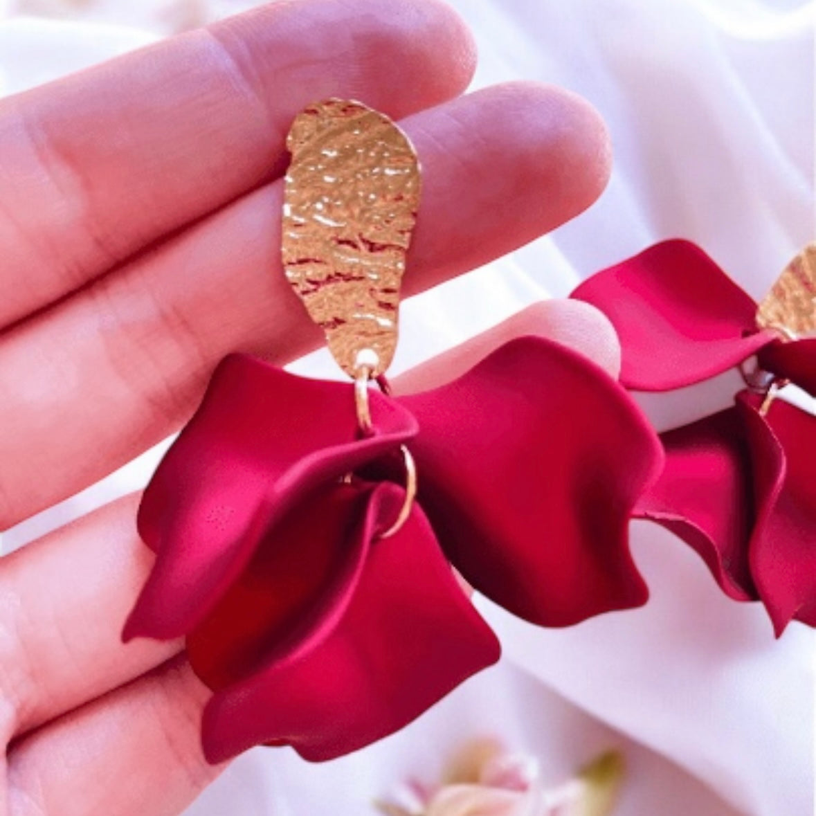 Hot red flowers earrings| bridal party wedding earrings | unique iridescent earrings | golden crumpled floral earrings