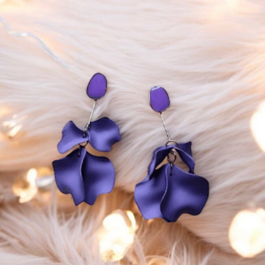 Royal purple flower earrings | dangle petals baroque earrings | unique golden bar geometric floral earrings | bridal party wedding earrings