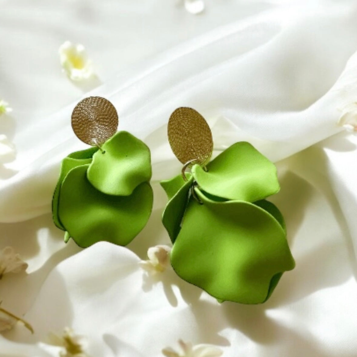 Light green flower earrings | dangle petals statement earrings | unique golden bar floral earrings | bridal party wedding earrings