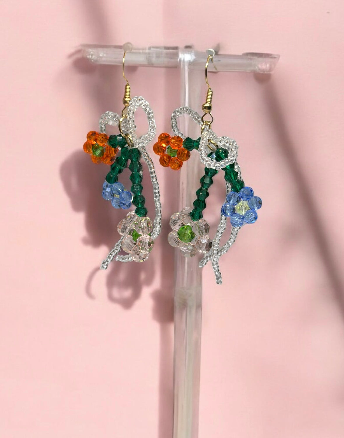 Beaded flower earrings | clear bow