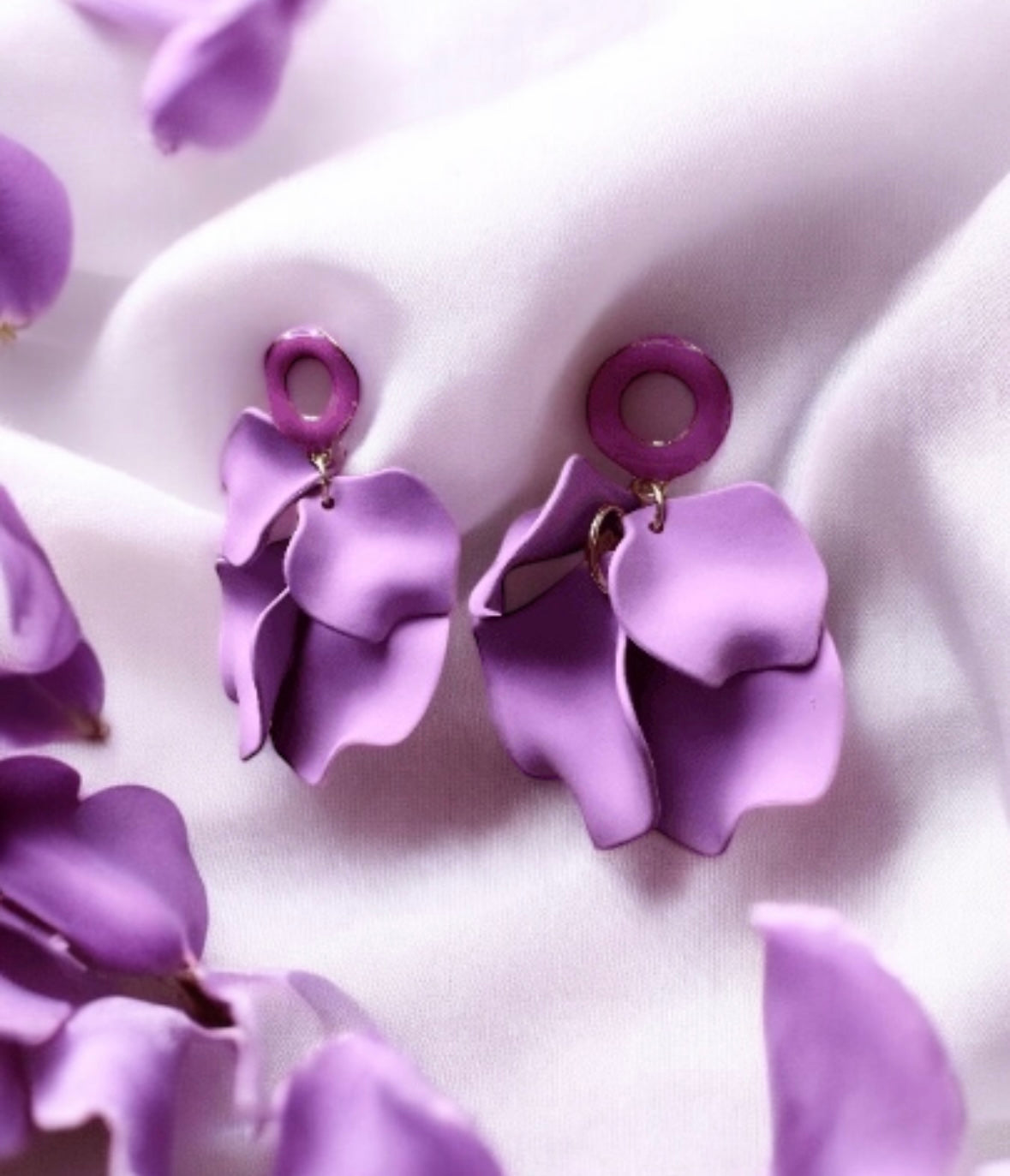 Lilac purple flower earrings |dangly earrings | matte petals colour statement earrings | unique gold geometric floral earrings