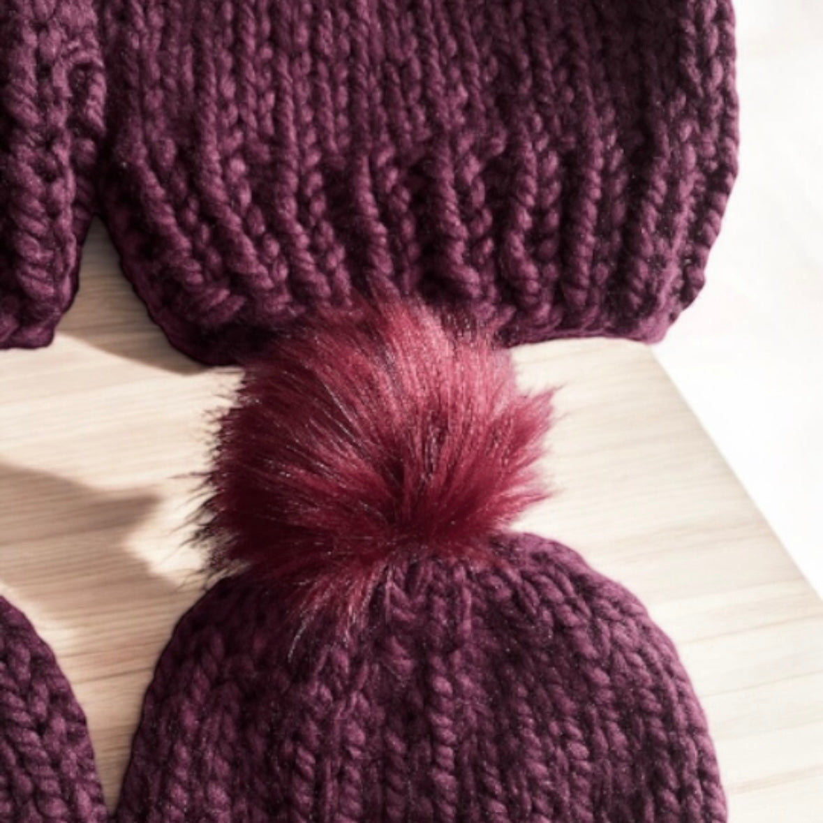 Hand knit fur Pom Pom baby Beanie in plum |Newborn baby Toddler Winter hat | Chunky Beanie |Baby shower gift |photo prop baby gift