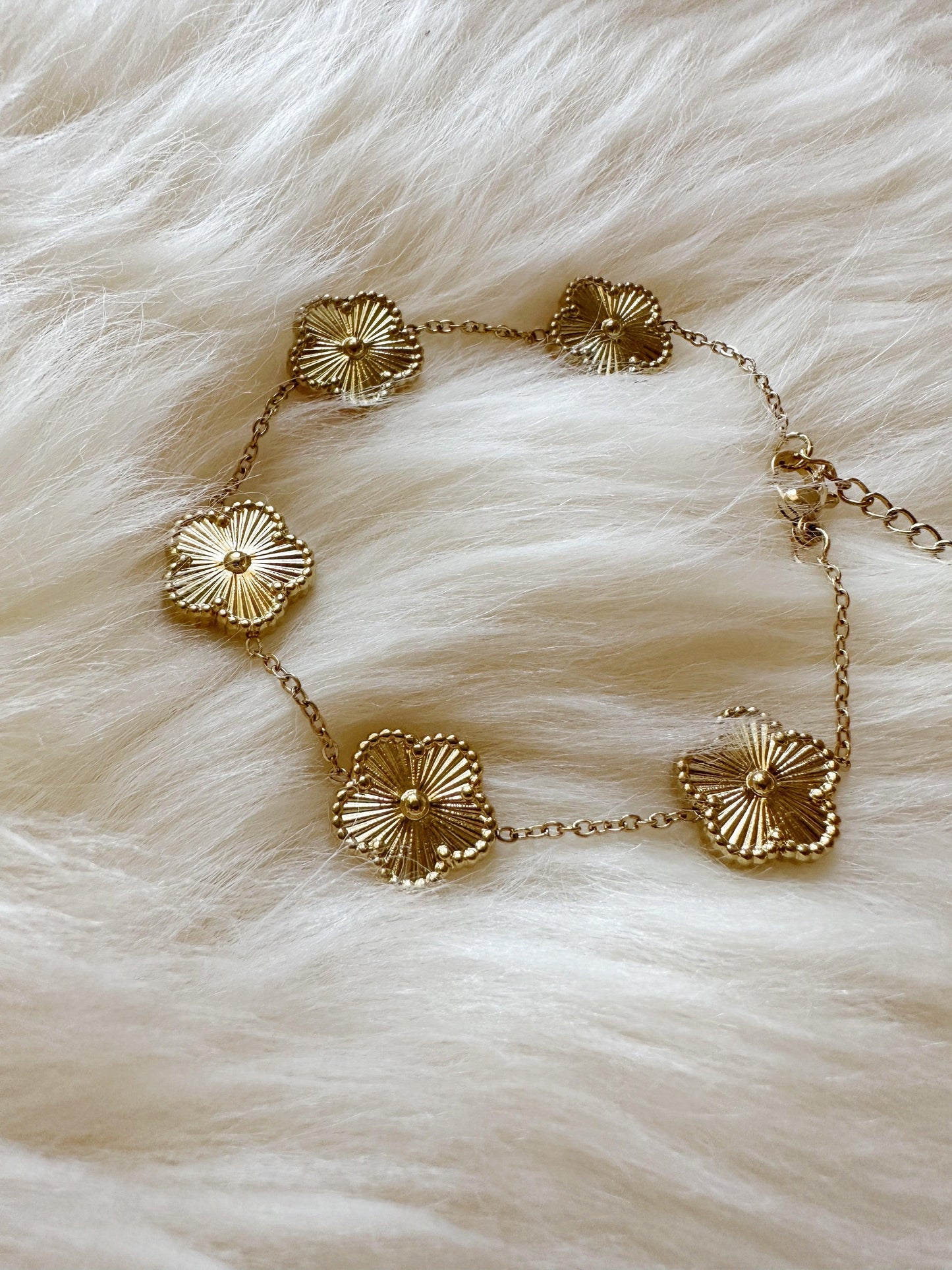 Golden bracelet with clover pattern | floral embossed | shinny decor bracelet