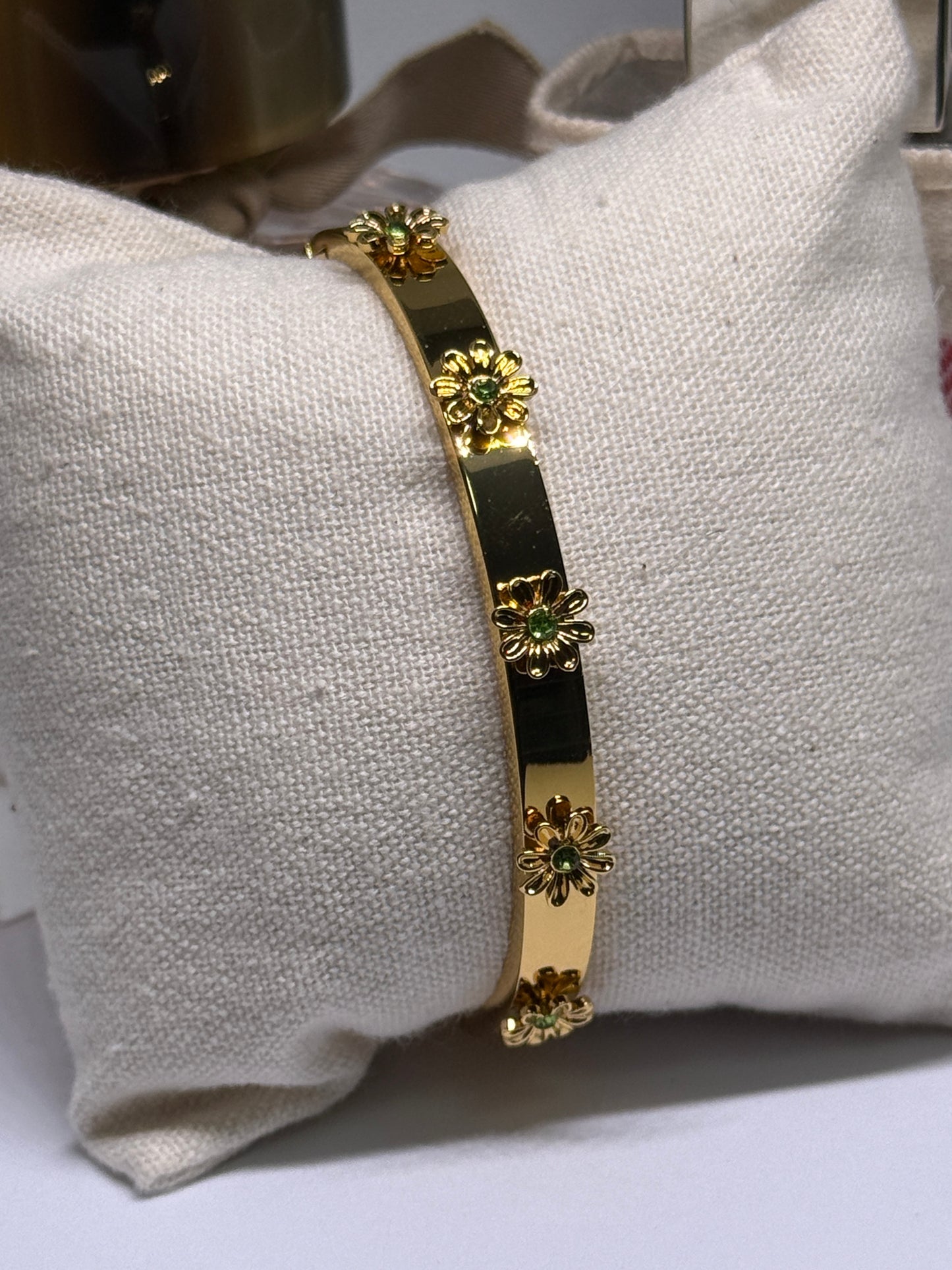 Gold bangles with flower pattern | rhinestones embossed | shinny bangle