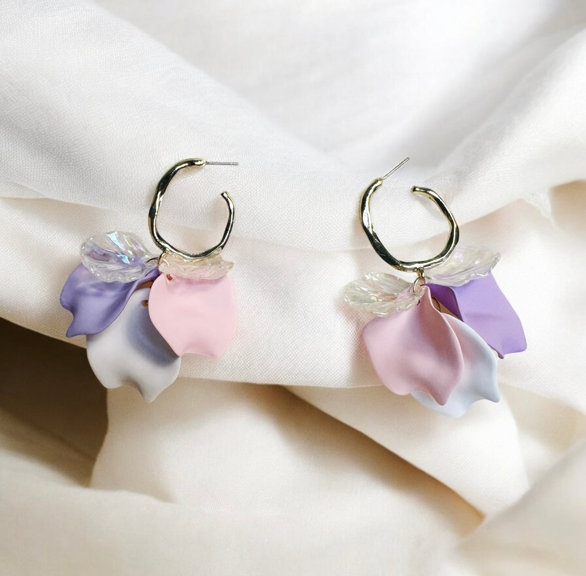 Pastel colour flower earrings | dangle petals baroque earrings | unique golden bar geometric floral earrings | bridal party wedding earrings