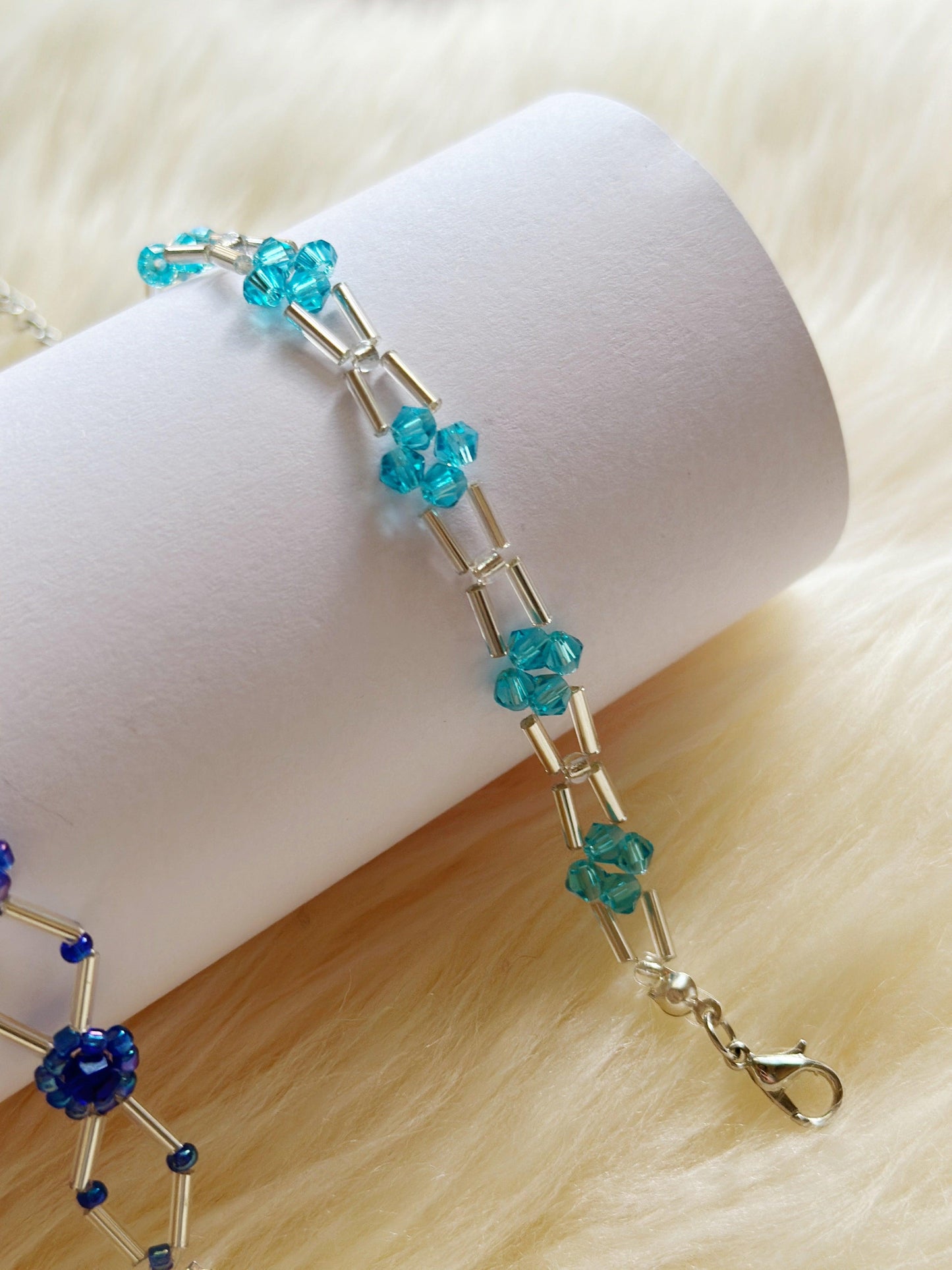 Silver & Blue Beaded bracelet with daisy pattern | silver colour chain | shinny decor bracelet |