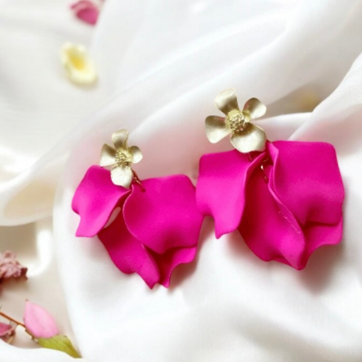 Hot pink flower earrings | dangle petals glitter earrings | unique gold geometric floral earrings | bridal party wedding earrings